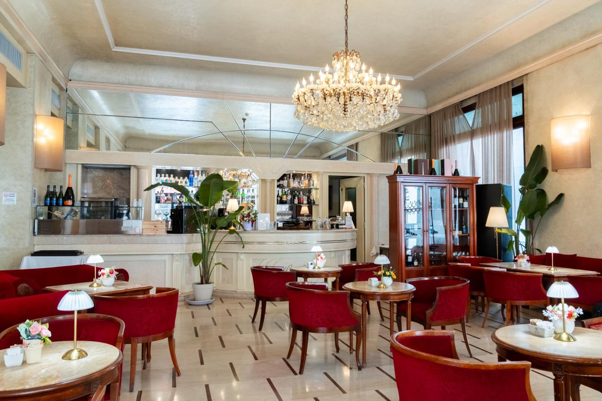 Vittoria Hotel